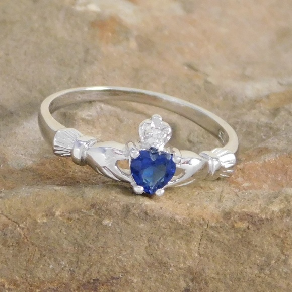 The Irish Gem Jewelry - Dainty Irish Claddagh Ring with Blue Sapphire